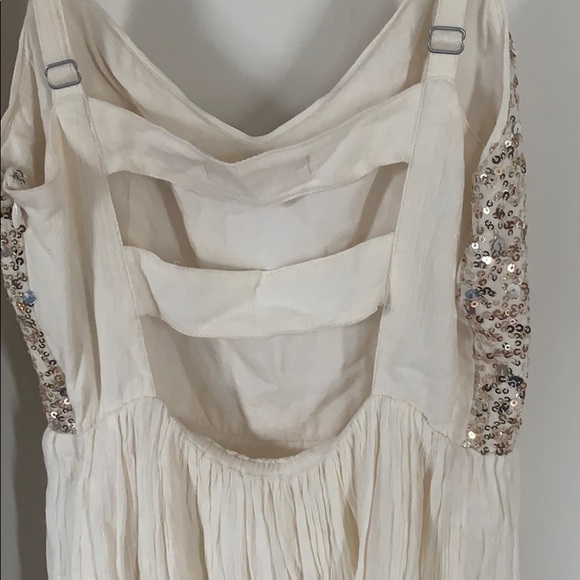 Dress - Picture 2 of 7